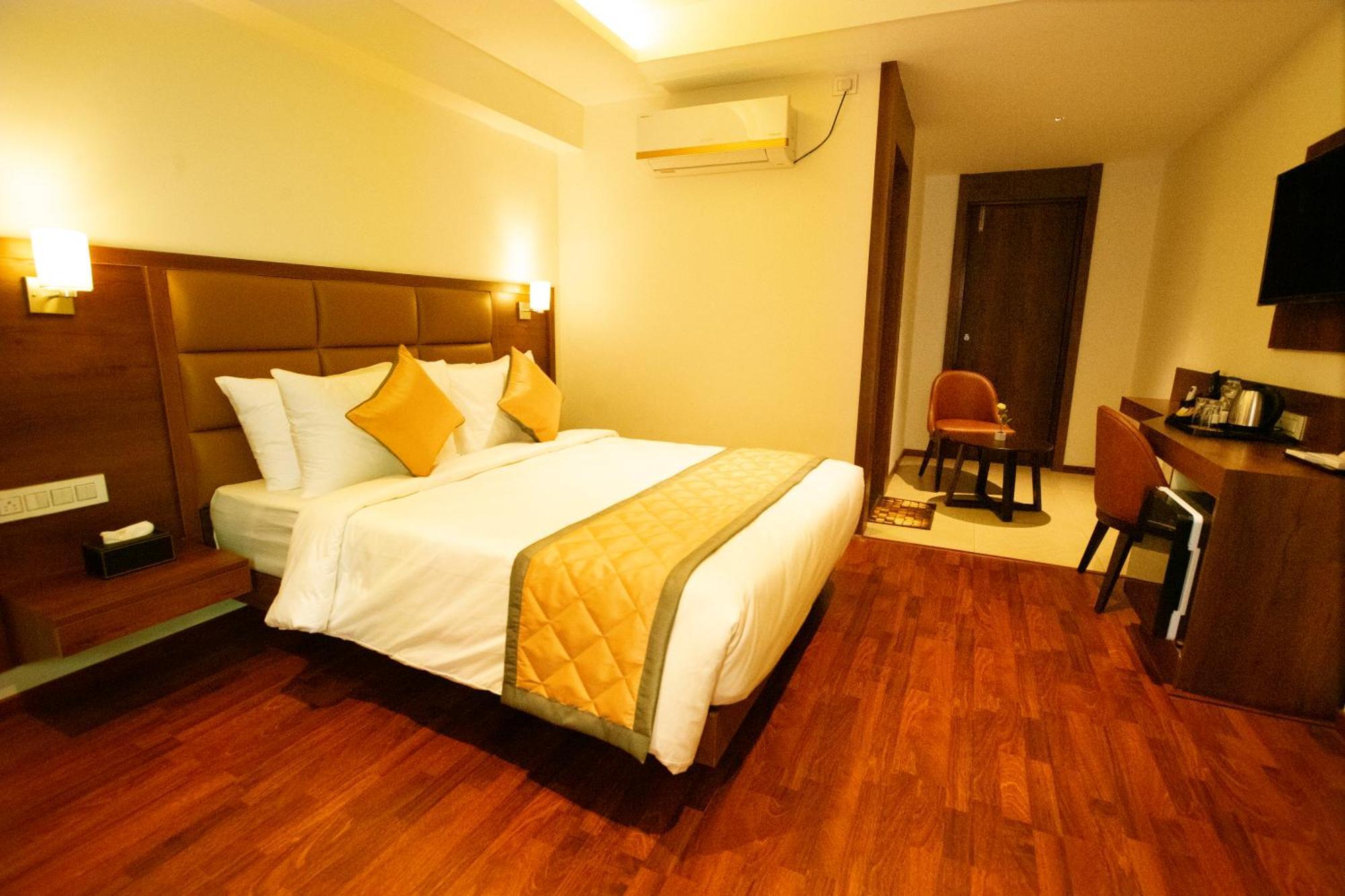 Golden Fortune Inn Hotel Bangalore Ngoại thất bức ảnh